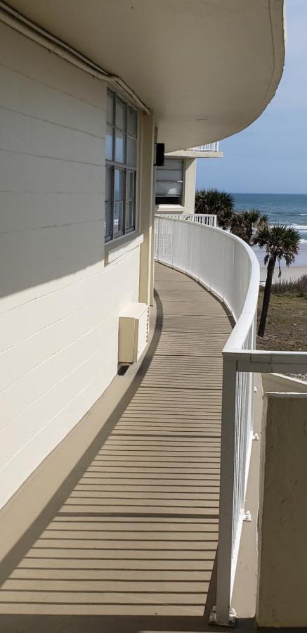 Sea Dip Beach Resort Daytona Beach Exterior photo